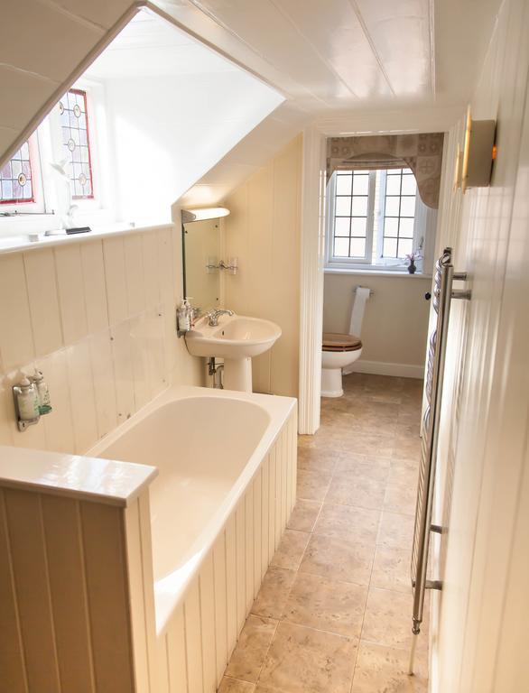 リミントン Wisteria House Bed & Breakfast 部屋 写真